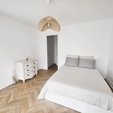 Le Balcon Des Montgolfiers - T2 Tres Lumineux - *